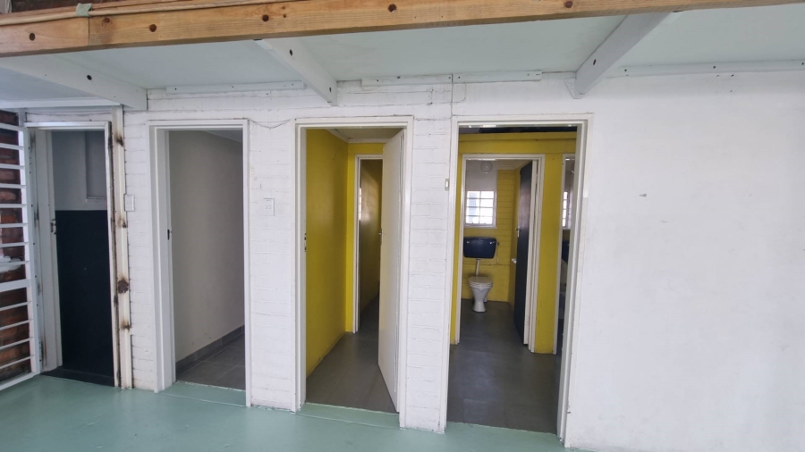 To Let Commercial Property for Rent in Woodstock Western Cape